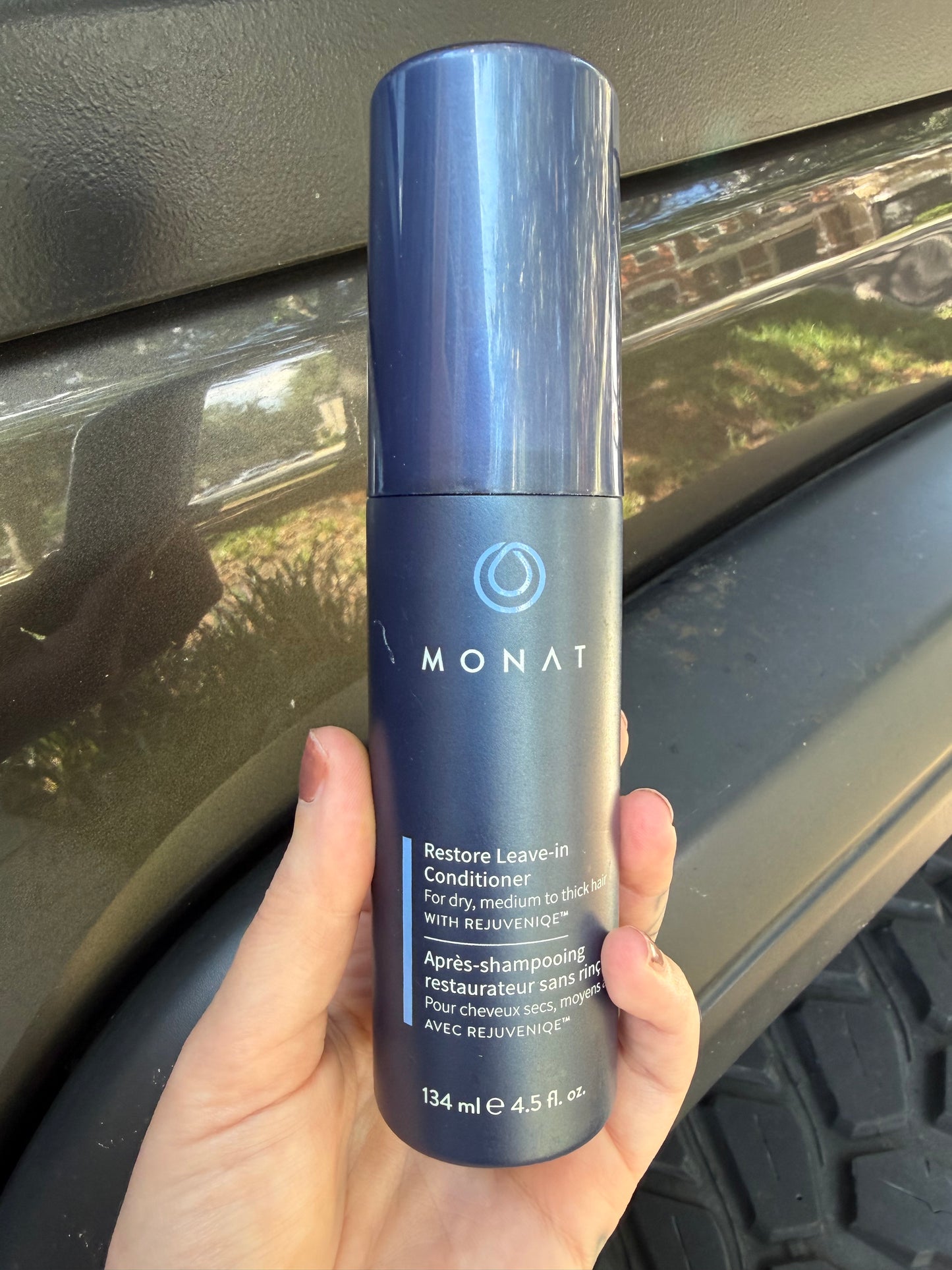 Monat leave in conditioner